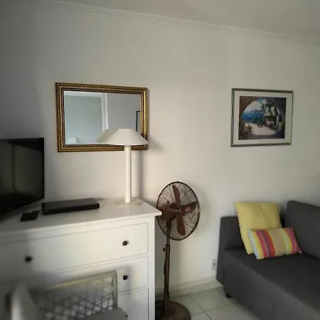 Hotel Garden Level With Sea View For 6 People Saint-Raphaël