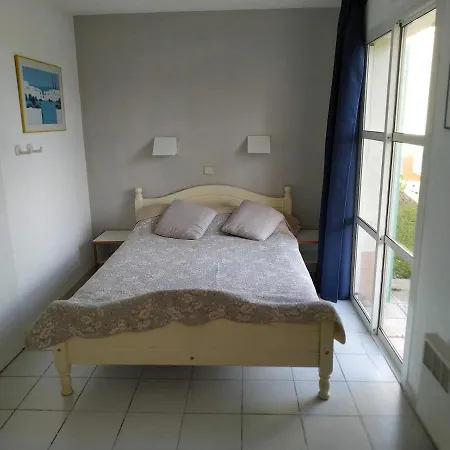 Garden Level With Sea View For 6 People Saint-Raphael (Var)
